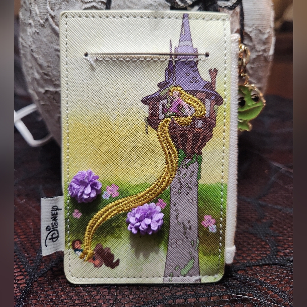 Tangled Tower Scene Cardholder
